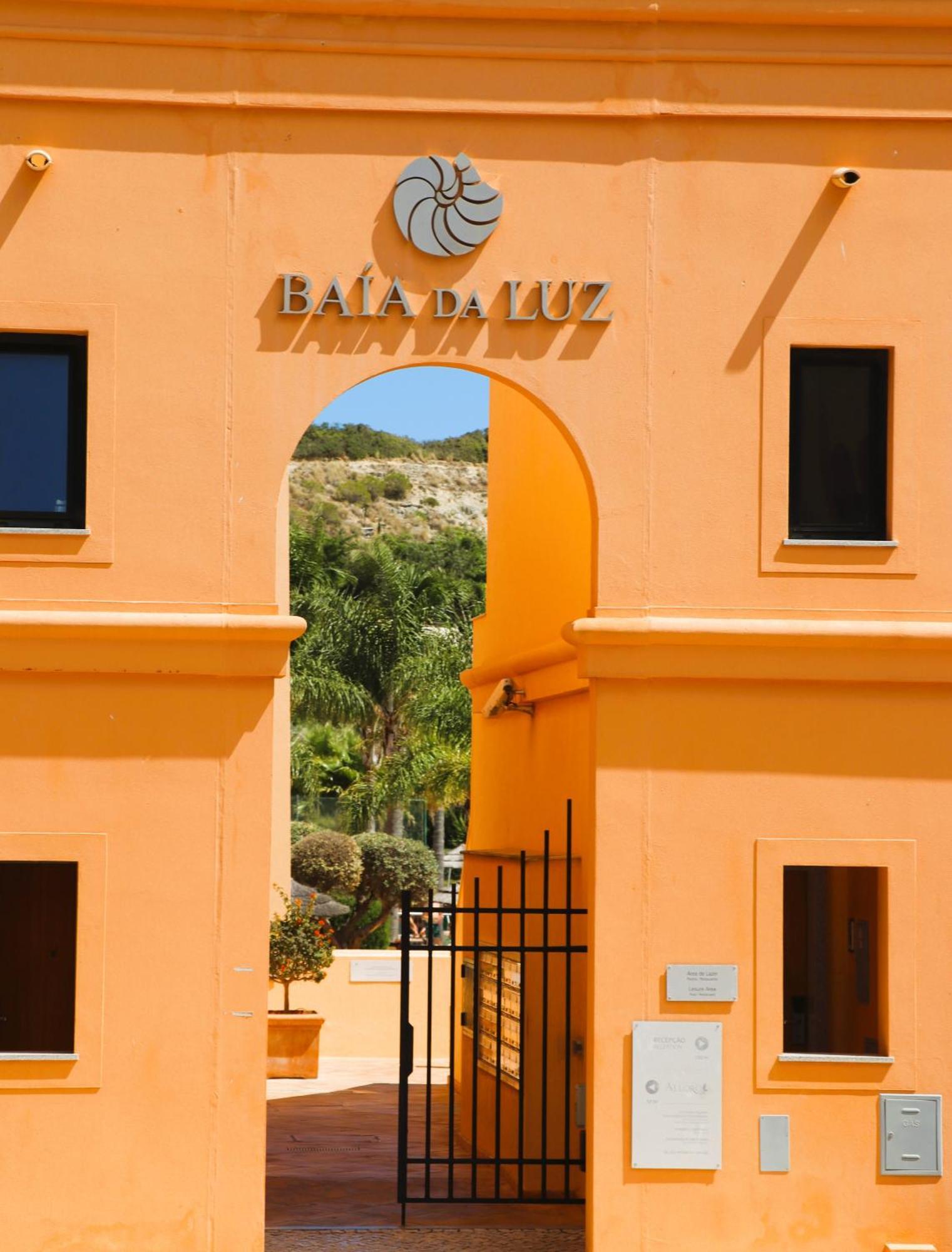 Luxury 3-Bedroom Apartment At High-End Praia Da Luz Exterior photo
