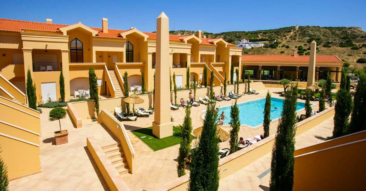 Luxury 3-Bedroom Apartment At High-End Praia Da Luz Exterior photo