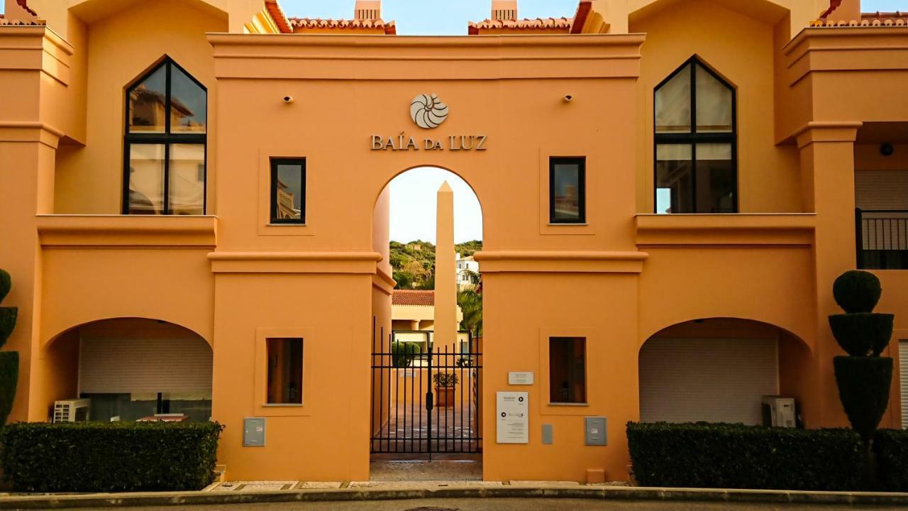 Luxury 3-Bedroom Apartment At High-End Praia Da Luz Exterior photo
