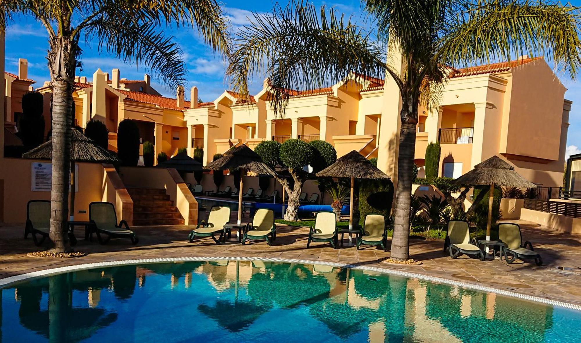 Luxury 3-Bedroom Apartment At High-End Praia Da Luz Exterior photo